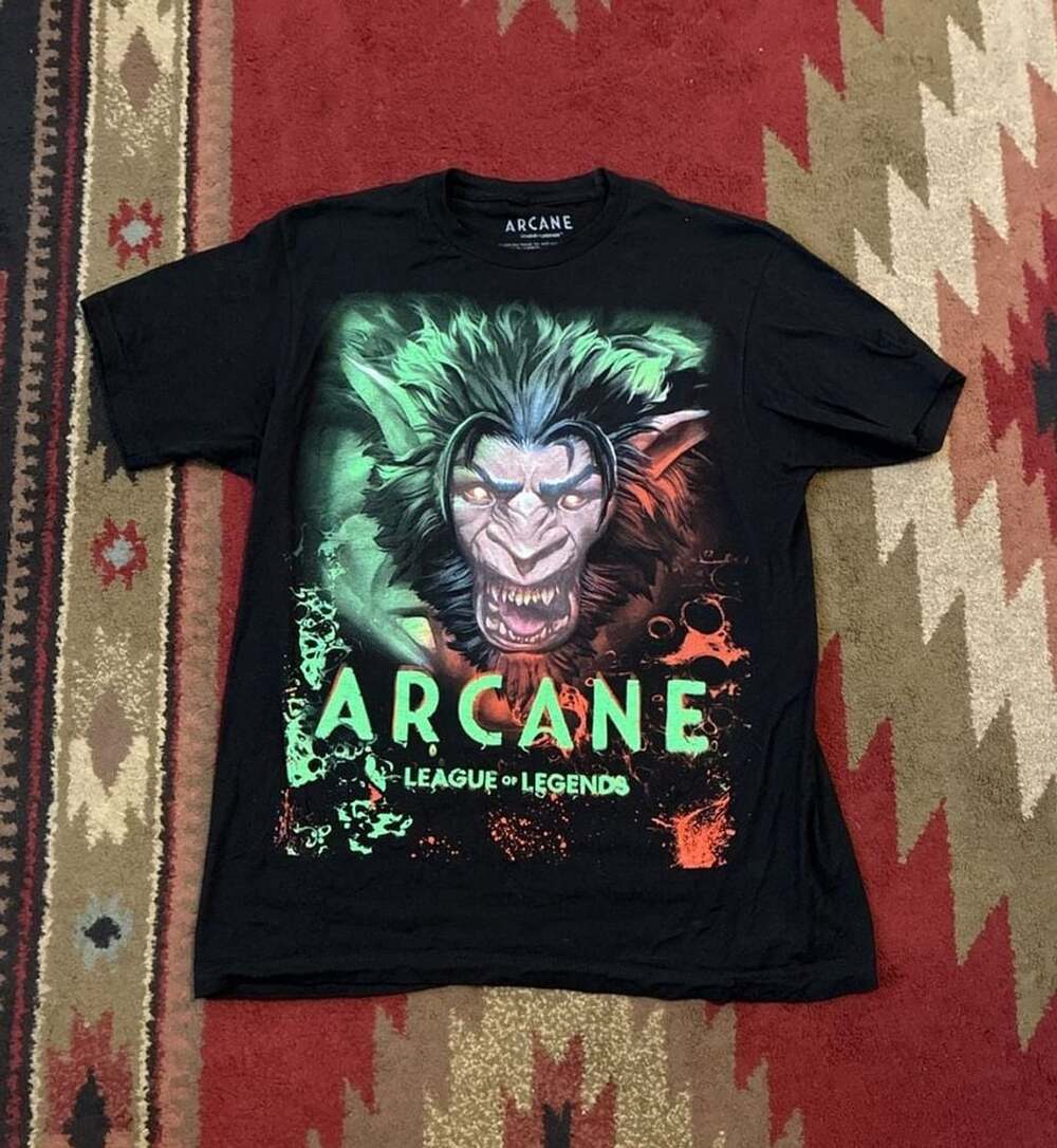 Arcane League of Legends Vander Graphic T-Shirt Black Size M